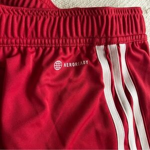 Adidas Sports Shorts Men’s Size Medium